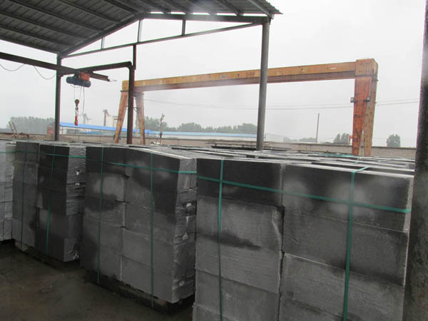 保溫磚使用時(shí)有哪些注意事項(xiàng) 保溫磚使用時(shí)有哪些注意事項(xiàng)